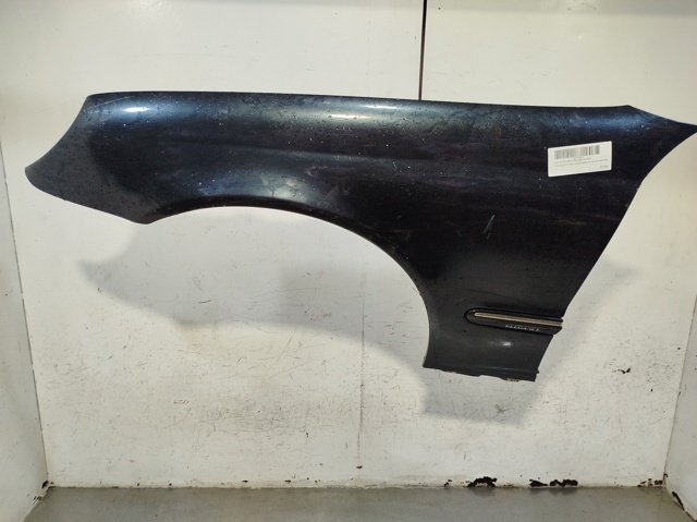 Błotnik przedni lewy 203880011867 MERCEDES