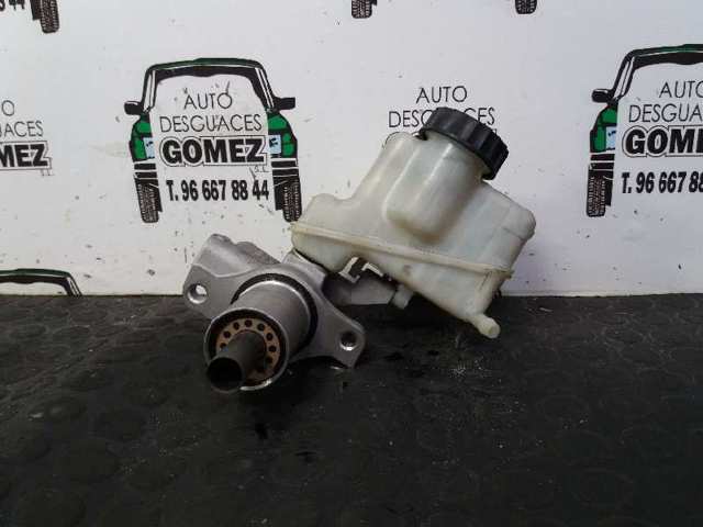 Główny cylinder hamulców 2044300501 MERCEDES