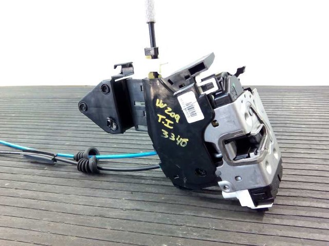 Zamek drzwi tylnych lewych 2047301335 MERCEDES