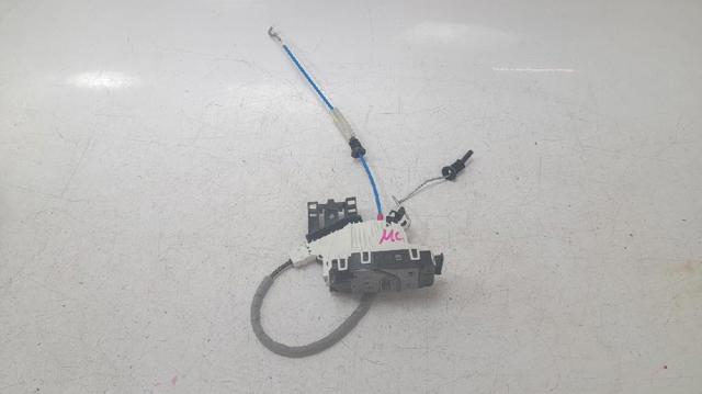 Zamek drzwi tylnych lewych 2047302735 MERCEDES