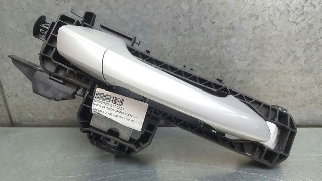 Pałąk zewnętrznej klamki drzwi prawych 2047601634 MERCEDES