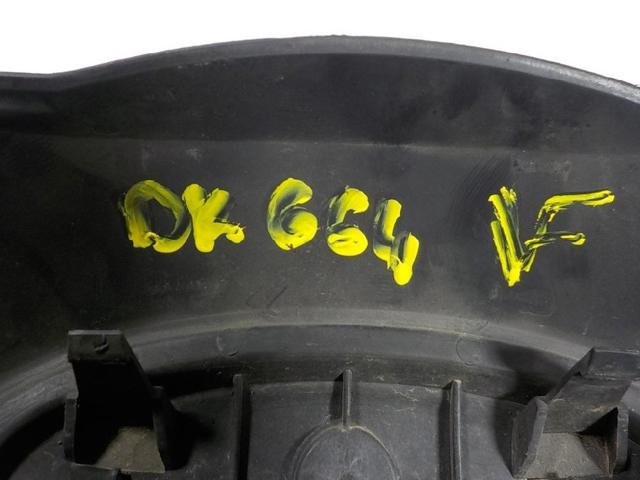 Atrapa chłodnicy Ford Focus 3 CB8