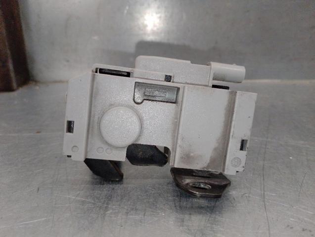 Czujnik otwierania maski 2048704458 MERCEDES