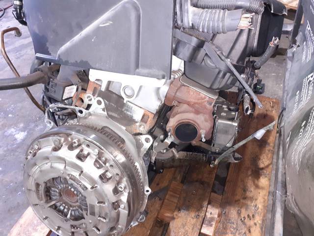 Silnik w komplecie 204D4 BMW