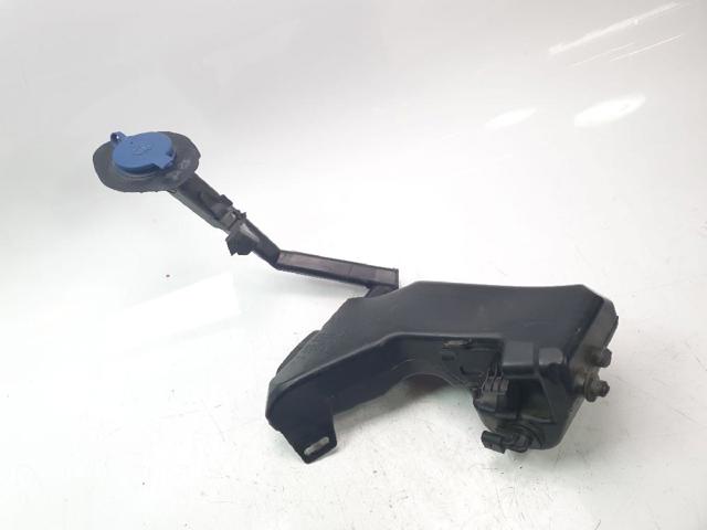 Zbiorniczek spryskiwacza szyb 2058690020 MERCEDES