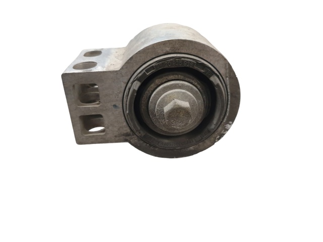 Silentblock przedniego wahacza dolnego 20835938 OPEL
