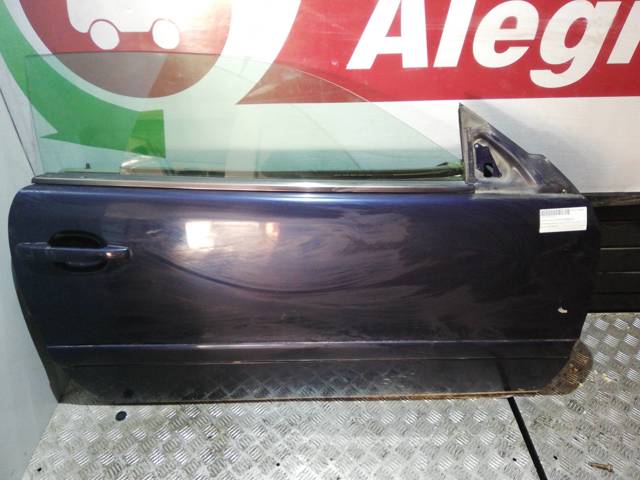 Drzwi przednie prawe 208720080528 MERCEDES