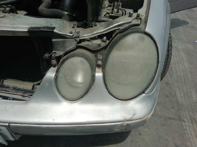 Reflektor lewy 208820016164 MERCEDES