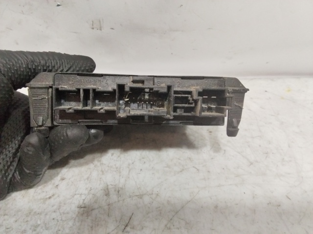 2088201326 Mercedes
