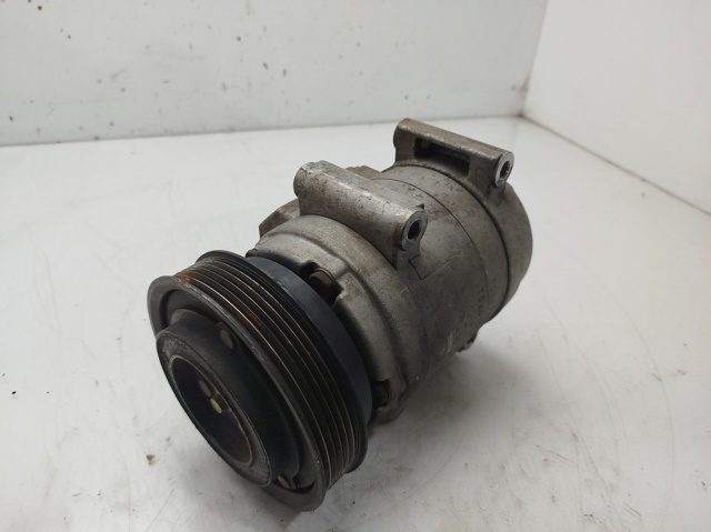 Sprężarka klimatyzacji 20910245 OPEL