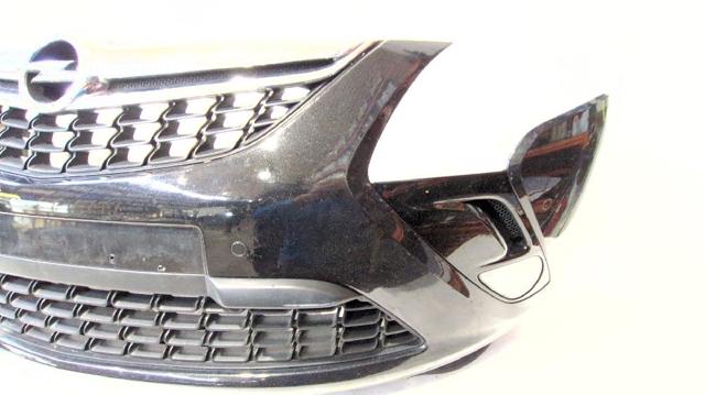 Zderzak przedni Opel Zafira P12