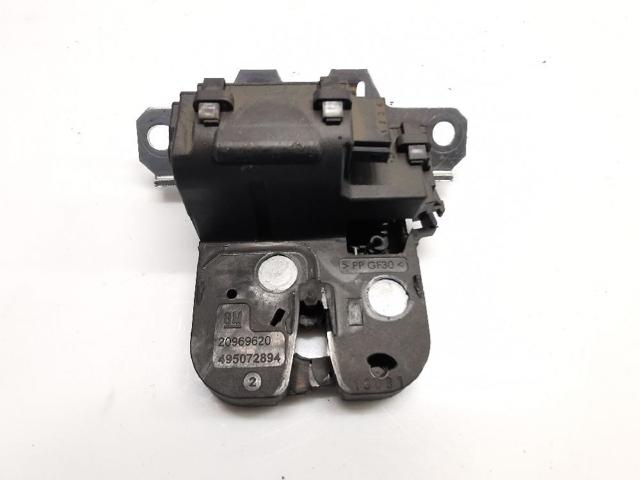 Zamek klapy bagażnika (3/5 drzwi tylnych) 20969620 OPEL