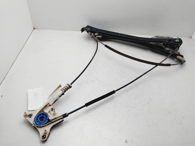 Mechanizm podnoszenia szyby drzwi przednich lewych 2097200746 MERCEDES