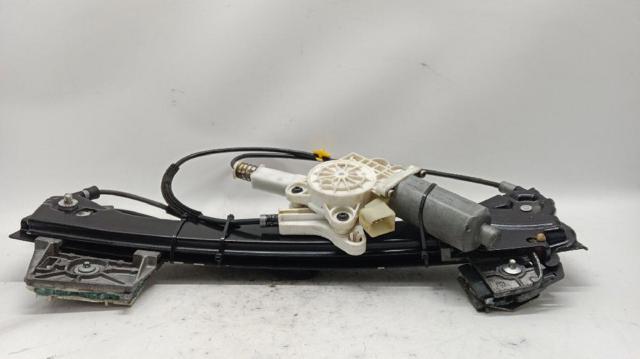 Mechanizm podnoszenia szyby drzwi przednich prawych 2097200846 MERCEDES