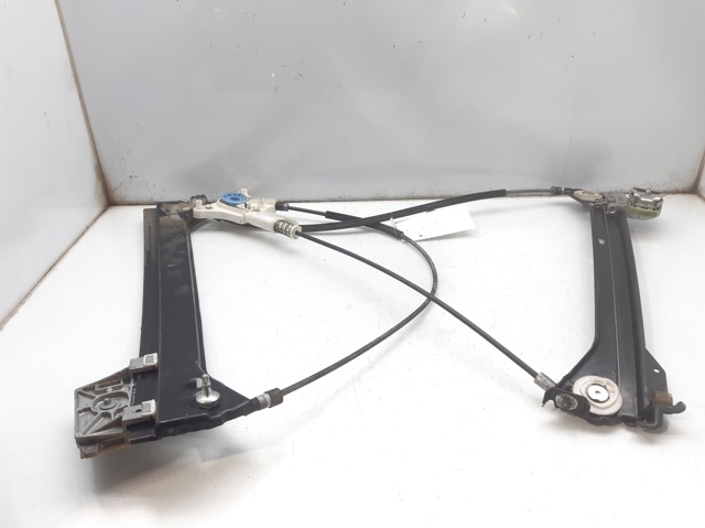 Mechanizm podnoszenia szyby drzwi przednich prawych 2097200846 MERCEDES