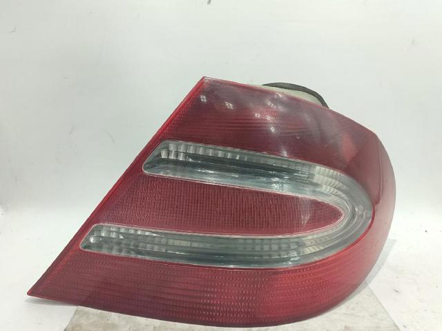 Lampa zespolona tylna prawa 2098200264 MERCEDES