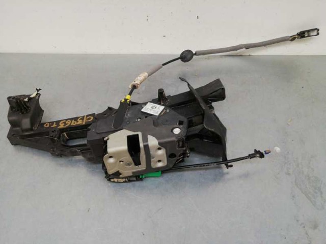 Zamek drzwi tylnych prawych 2099457 FORD