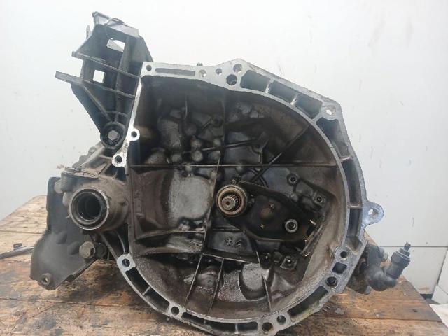 Mechaniczna skrzynia biegów w komplecie 20A701 PEUGEOT