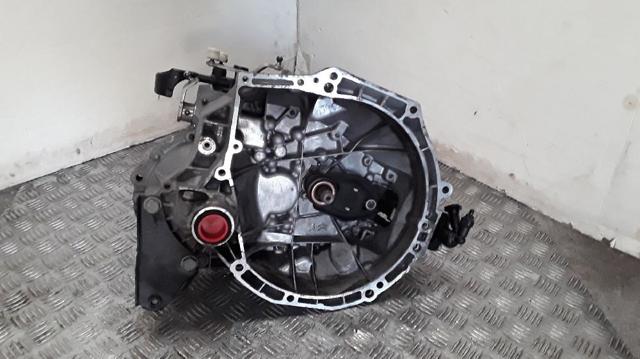 Mechaniczna skrzynia biegów w komplecie 20A701 PEUGEOT