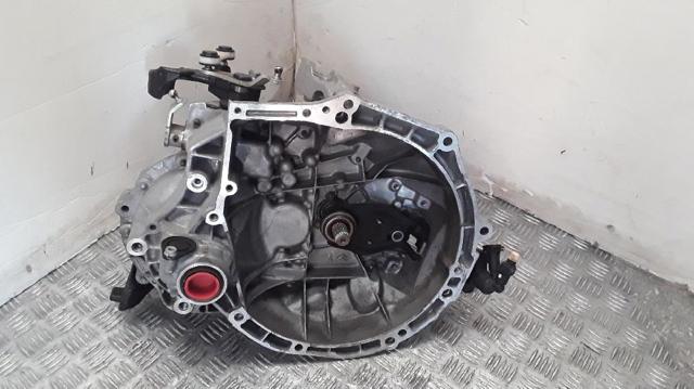 Mechaniczna skrzynia biegów w komplecie 20A701 PEUGEOT