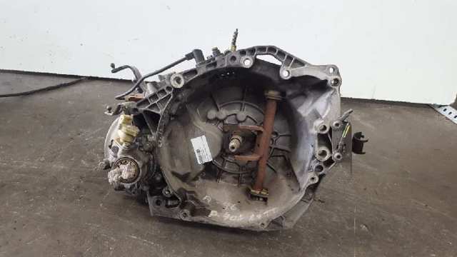 Mechaniczna skrzynia biegów w komplecie 20CH43 PEUGEOT