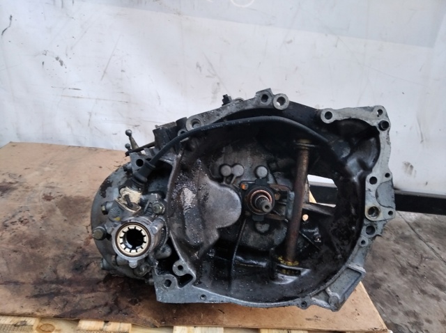 Kupić Mechaniczna skrzynia biegów w komplecie Peugeot 405 II 4B w dobrej cenie