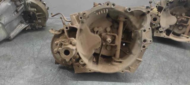 Mechaniczna skrzynia biegów w komplecie 20CL29 PEUGEOT