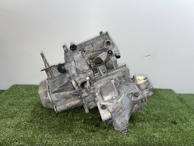Mechaniczna skrzynia biegów w komplecie 20CL29 PEUGEOT