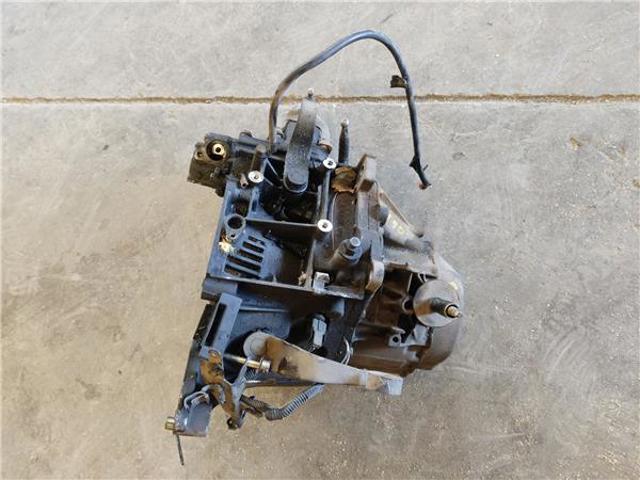 Mechaniczna skrzynia biegów w komplecie 20CL29 PEUGEOT