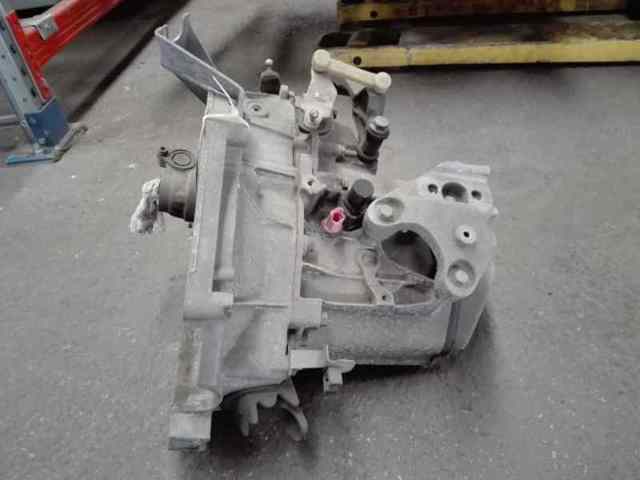 Mechaniczna skrzynia biegów w komplecie 20CQ08 PEUGEOT