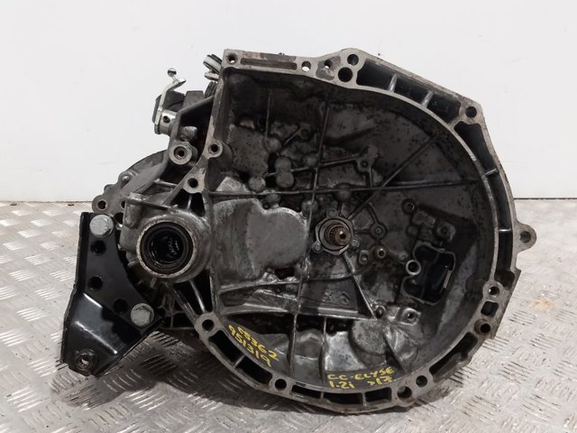 Mechaniczna skrzynia biegów w komplecie 20CR15 PEUGEOT