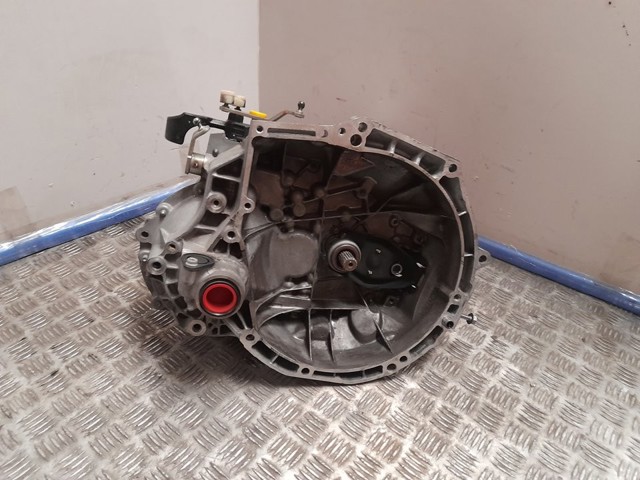 Mechaniczna skrzynia biegów w komplecie 20CR15 PEUGEOT