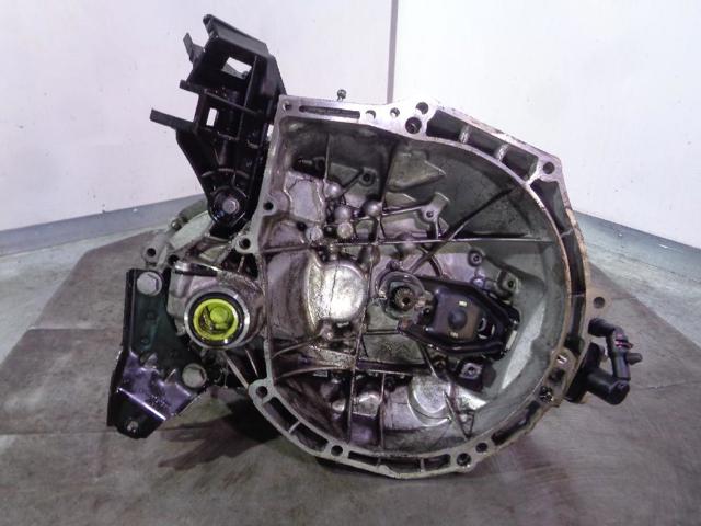Mechaniczna skrzynia biegów w komplecie 20CR15 PEUGEOT