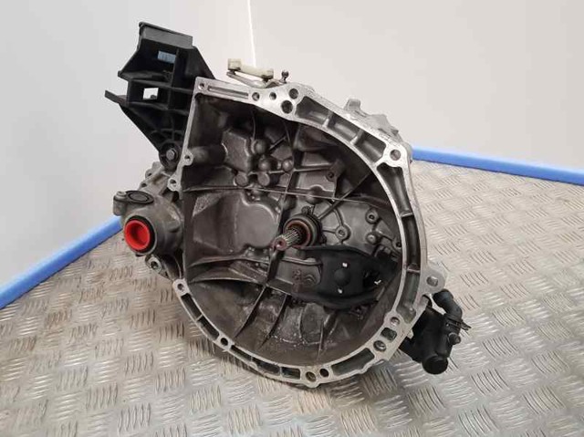 Mechaniczna skrzynia biegów w komplecie 20CR15 PEUGEOT