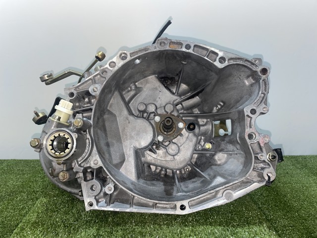 Mechaniczna skrzynia biegów w komplecie 20DL22 PEUGEOT