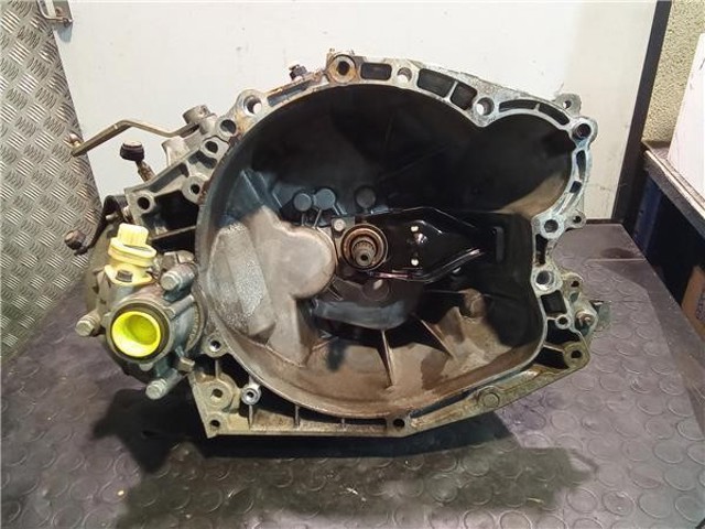 Mechaniczna skrzynia biegów w komplecie 20DL72 PEUGEOT