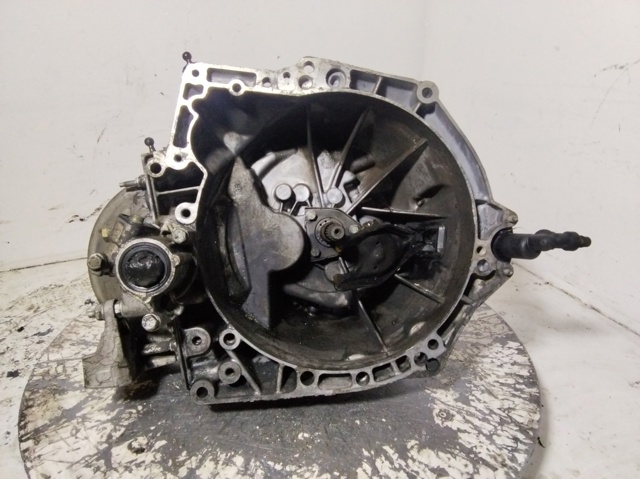 Mechaniczna skrzynia biegów w komplecie 20DM62 PEUGEOT