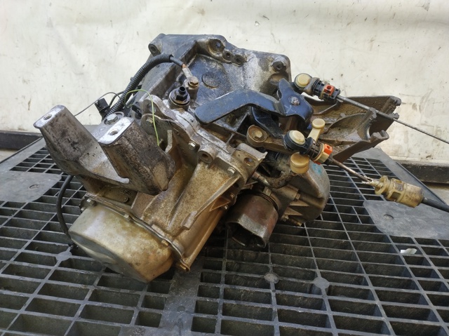 Mechaniczna skrzynia biegów w komplecie 20DM65 PEUGEOT