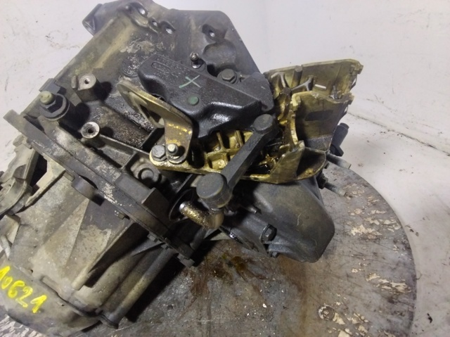 Mechaniczna skrzynia biegów w komplecie 20DM69 PEUGEOT