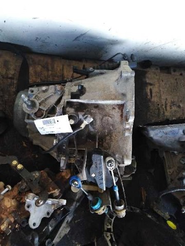 Mechaniczna skrzynia biegów w komplecie 20DM75 PEUGEOT