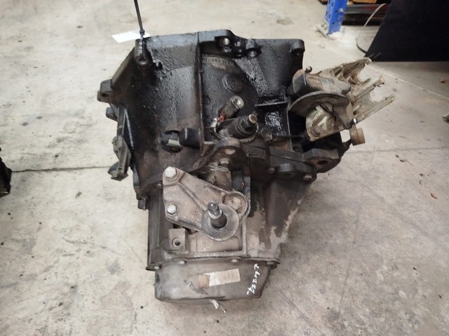 Mechaniczna skrzynia biegów w komplecie 20DM75 PEUGEOT