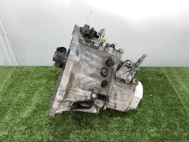 Mechaniczna skrzynia biegów w komplecie 20DP42 PEUGEOT