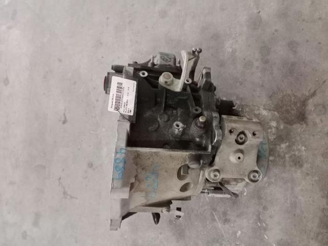 Mechaniczna skrzynia biegów w komplecie 20DP77 PEUGEOT