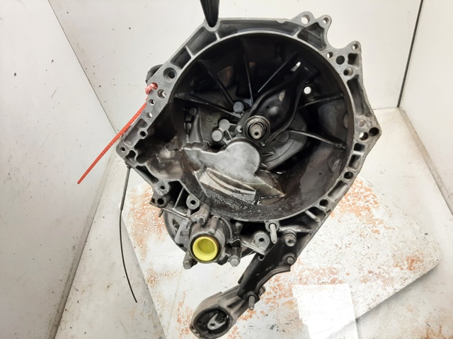 Mechaniczna skrzynia biegów w komplecie 20DP77 PEUGEOT