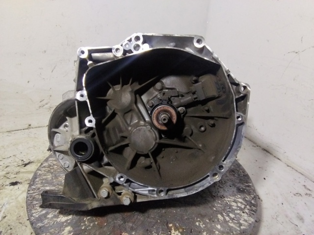 20DS85 Peugeot/Citroen