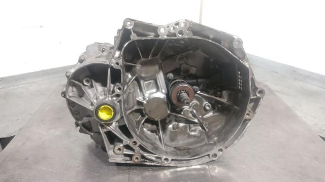 Mechaniczna skrzynia biegów w komplecie 20EA07 PEUGEOT
