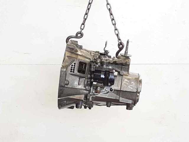 Mechaniczna skrzynia biegów w komplecie 20EA33 PEUGEOT