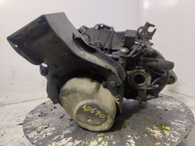Mechaniczna skrzynia biegów w komplecie 20KE04 PEUGEOT