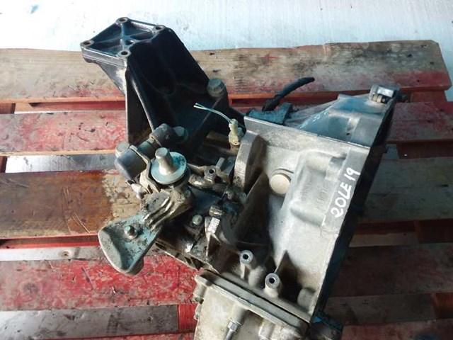 Mechaniczna skrzynia biegów w komplecie 20LE19 PEUGEOT