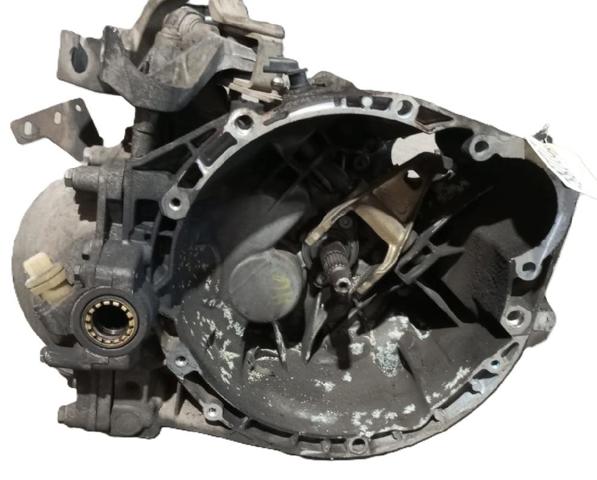 Mechaniczna skrzynia biegów w komplecie 20LM06 PEUGEOT